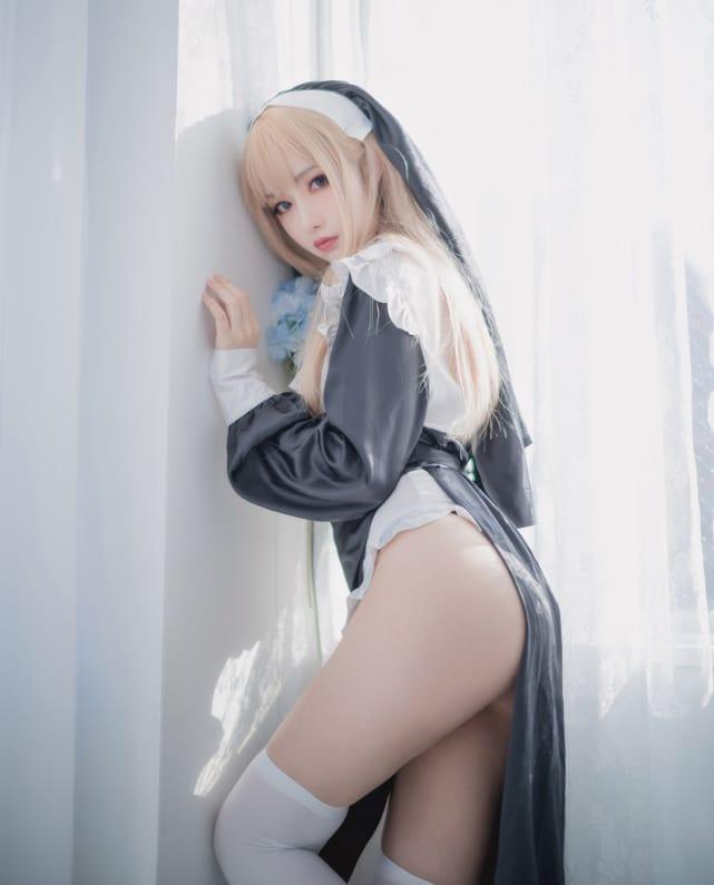 Shika小鹿鹿 – NO.089 修女[16P-172MB]