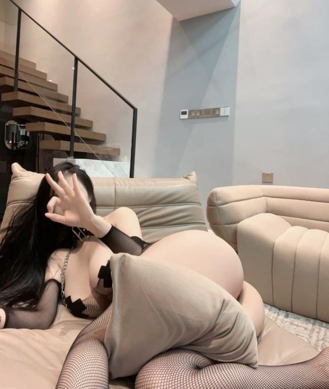 [微密圈]左公子666 -网洞连体黑丝大辟谷[50P1V-323MB]