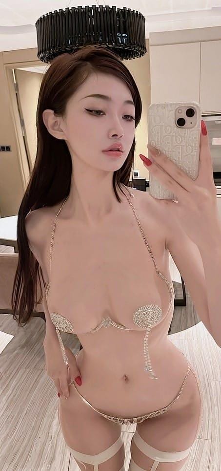 [微密圈]脸红Dearie –粉红肉体[28P-84MB]