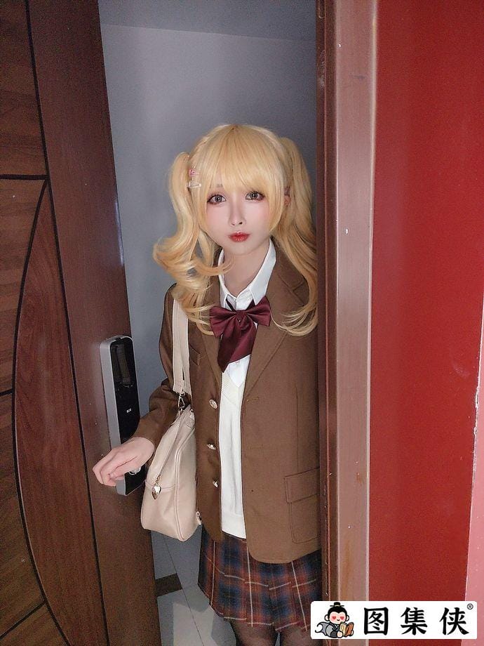 rioko凉凉子牛头人的奇妙冒险图集在哪能看?其故事情节耐人寻味-3 rioko凉凉子牛头人的奇妙冒险图集在哪能看?其故事情节耐人寻味