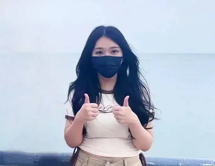 一条小团团户外直播身材曝光,网友:堪比写真一姐刘飞儿!-2 一条小团团户外直播身材曝光,网友:堪比写真一姐刘飞儿!