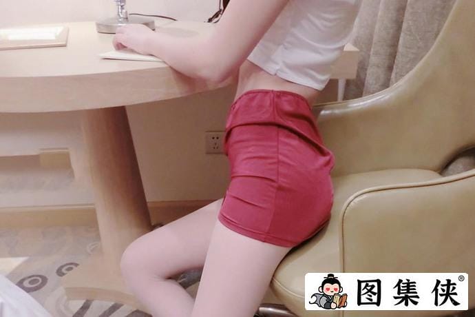 萌白酱甜味弥漫的旗袍半开襟究竟有怎样的魔力?-5 萌白酱甜味弥漫的旗袍半开襟究竟有怎样的魔力?