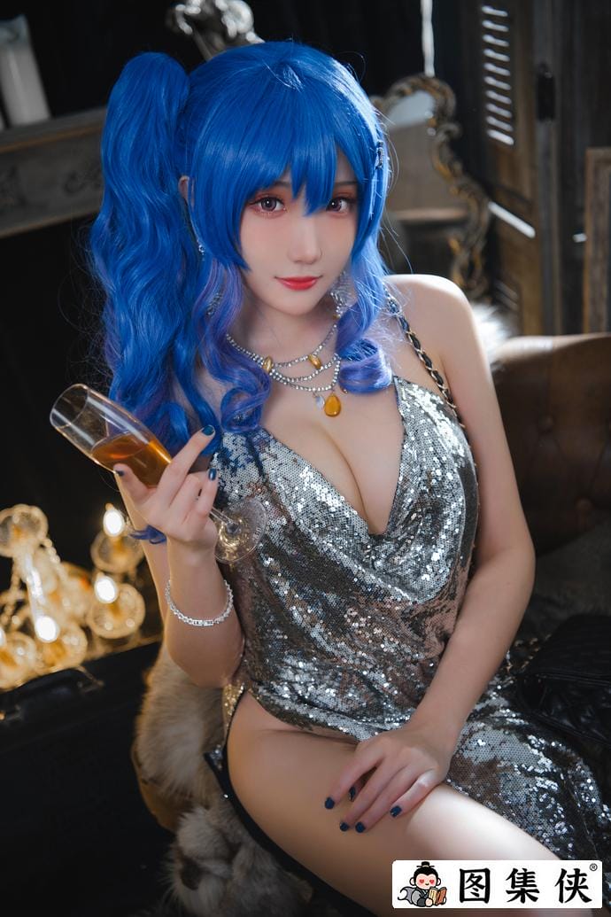 可爱瓜希酱cos作品碧蓝航线圣路易斯 探寻中国版的仁科百华！