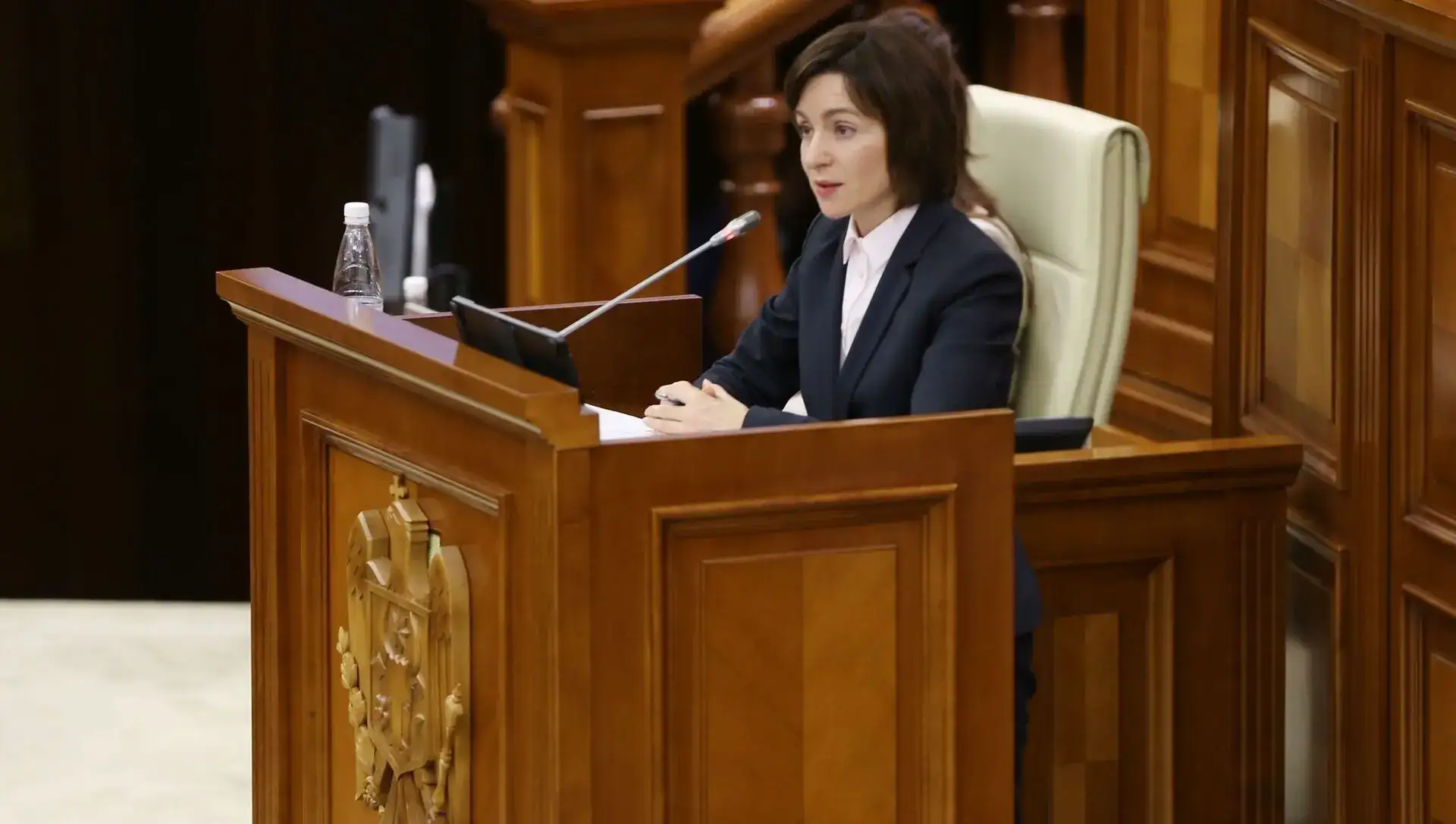 世界第一漂亮女总统是谁?最美女总统非她莫属-2 世界第一漂亮女总统是谁?最美女总统非她莫属