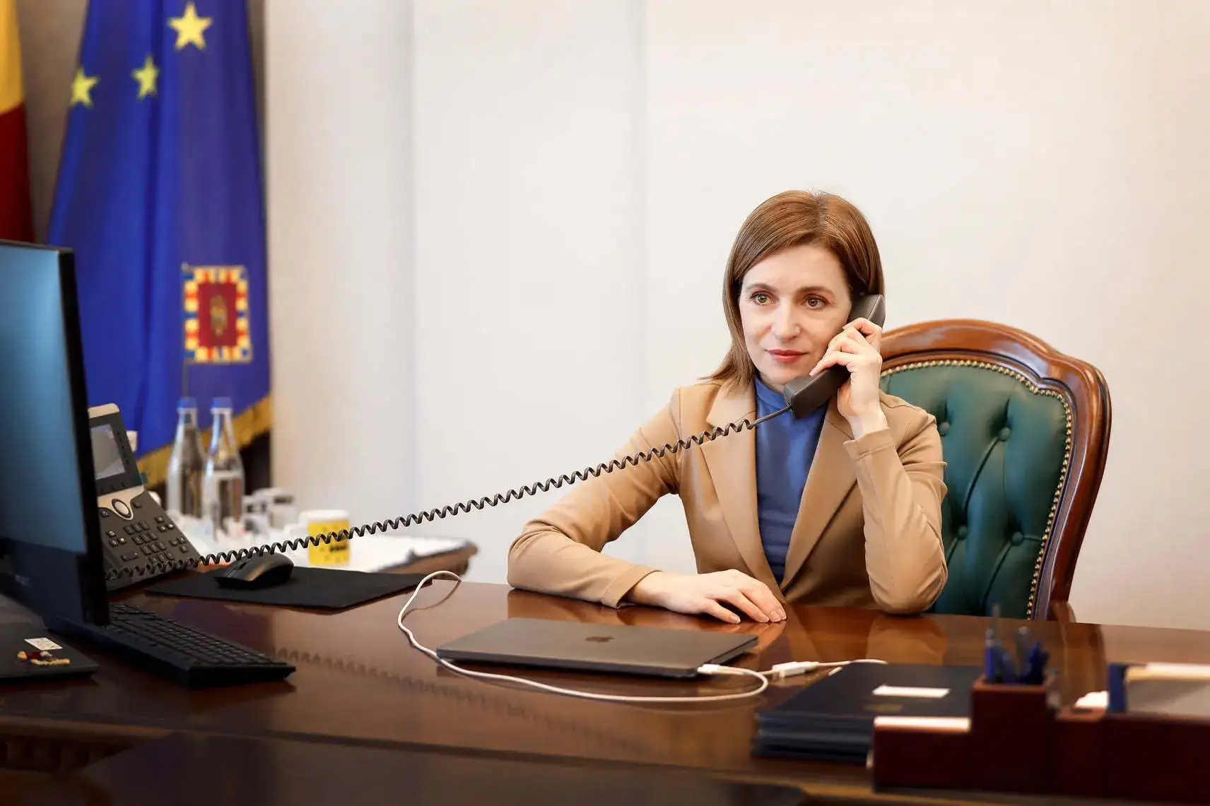 世界第一漂亮女总统是谁?最美女总统非她莫属-4 世界第一漂亮女总统是谁?最美女总统非她莫属