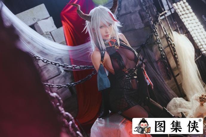 清水由乃cos埃吉尔惊艳亮相!性感女王霸气登场,粉丝疯狂打call!-1 清水由乃cos埃吉尔惊艳亮相!性感女王霸气登场,粉丝疯狂打call!