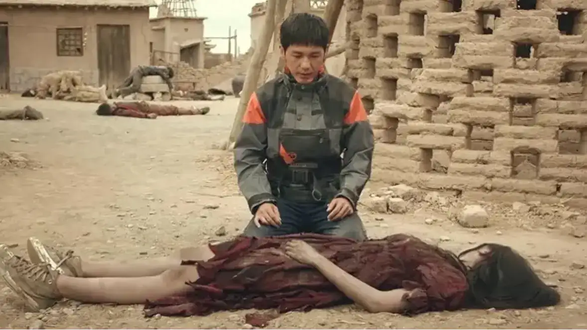 西出玉门孔央是怎么死的,西出玉门孔央死亡真相解析-2 西出玉门孔央是怎么死的,西出玉门孔央死亡真相解析