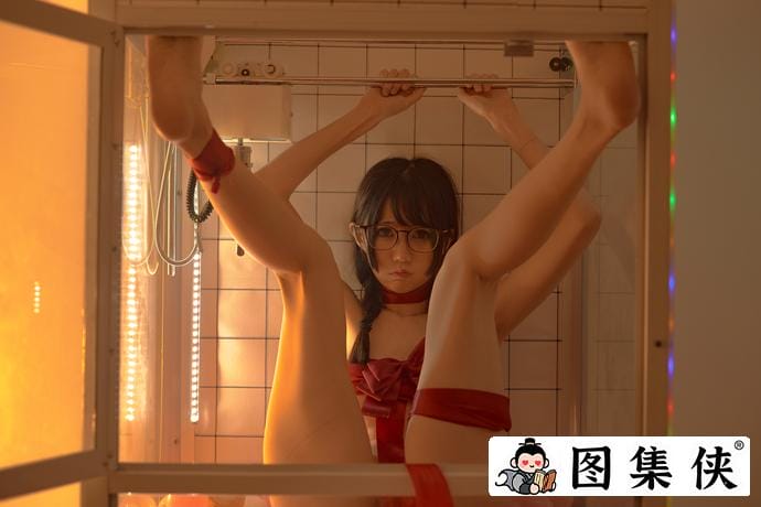 nagisa魔物喵紫色刻晴COS 少女贩卖娃娃机诱惑点引爆视觉冲击!-6 nagisa魔物喵紫色刻晴COS 少女贩卖娃娃机诱惑点引爆视觉冲击!