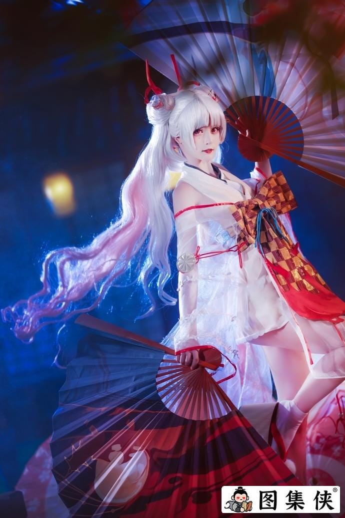 yui金鱼COS儿演绎不知火、食铁兽、兔女郎！美艳绝伦惊艳全场！