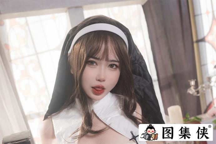 Tina很妖孽呀万圣修女造型太火辣 cos作品全揭秘!-4 Tina很妖孽呀万圣修女造型太火辣 cos作品全揭秘!