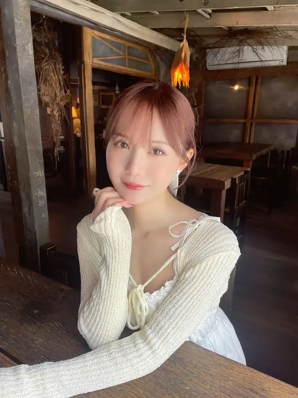 又一顶流诞生，被称水娃的miru在X突破百万关注！