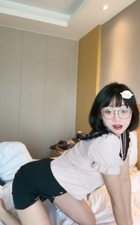 [微密圈]胜利的小生活 –JK系列 [16P-66M]