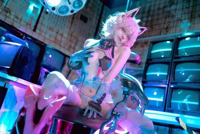 安食Ajiki – NO.11 交错战线——绯猁[31P-357MB]