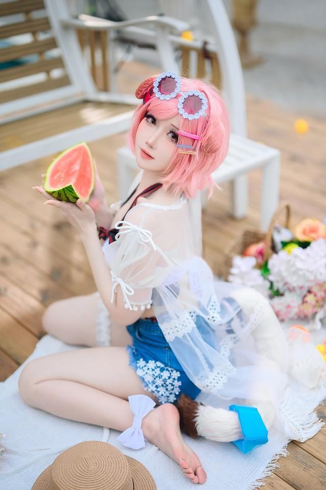 焖焖碳 – NO.036 明日方舟 澄闪泳装 [22P-166MB]