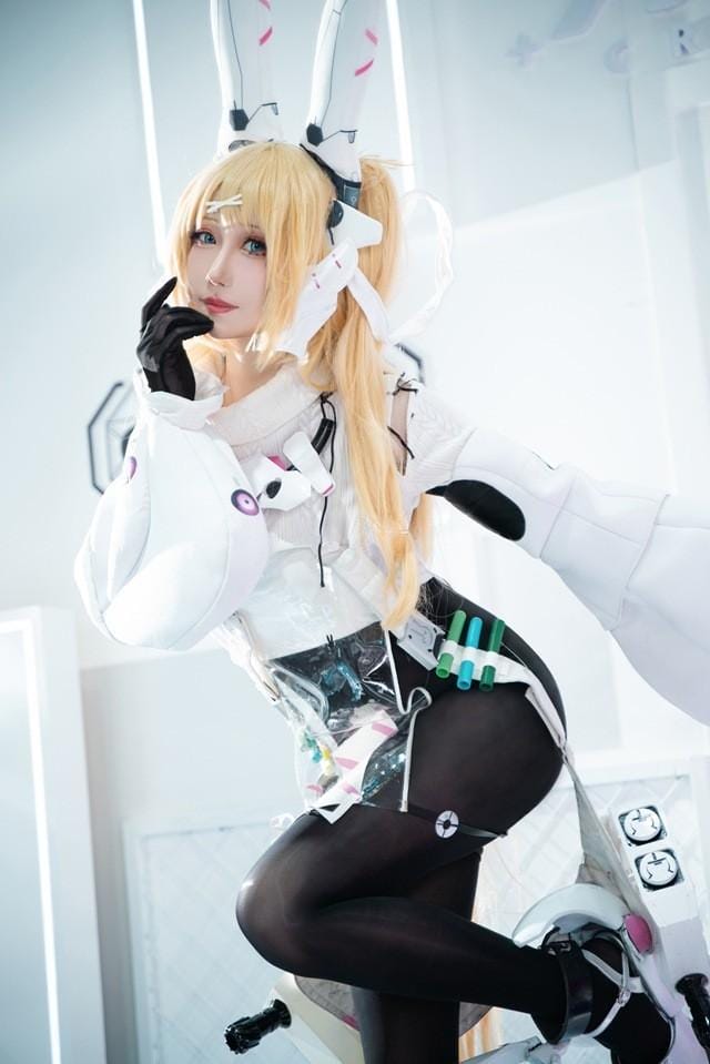 焖焖碳 – NO.037 交错战线莉普斯COS [18P-36MB]