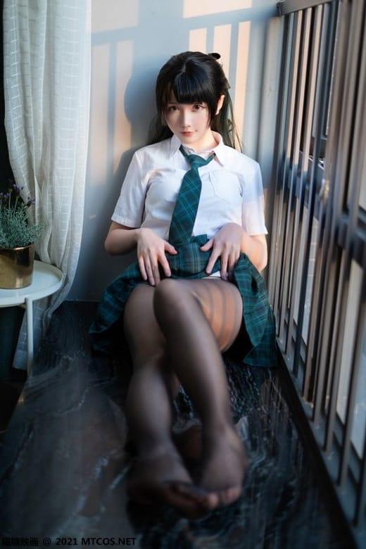 [喵糖映画]VOL.435 绿色黑丝JK [20P/90MB]