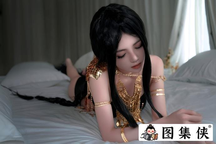 桜桃喵cos鬼刀风铃公主，冷艳与凛然共舞，爱了！