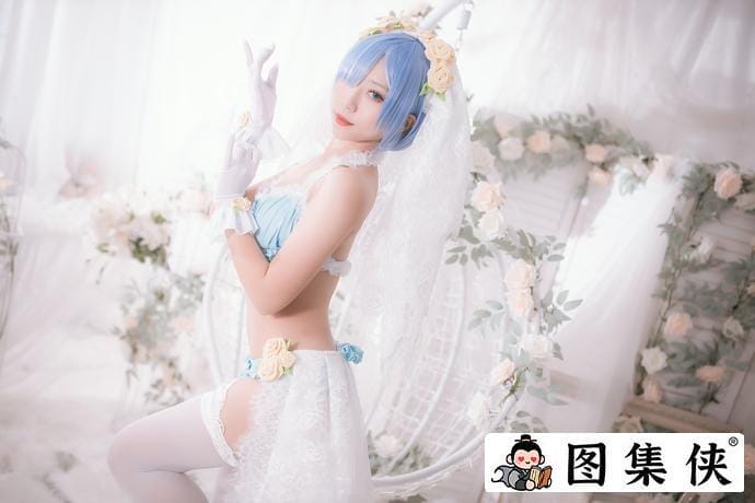 Money冷冷黑旗袍作品中有视频吗?魅力到底藏在哪? Money冷冷黑旗袍作品中有视频吗?魅力到底藏在哪?