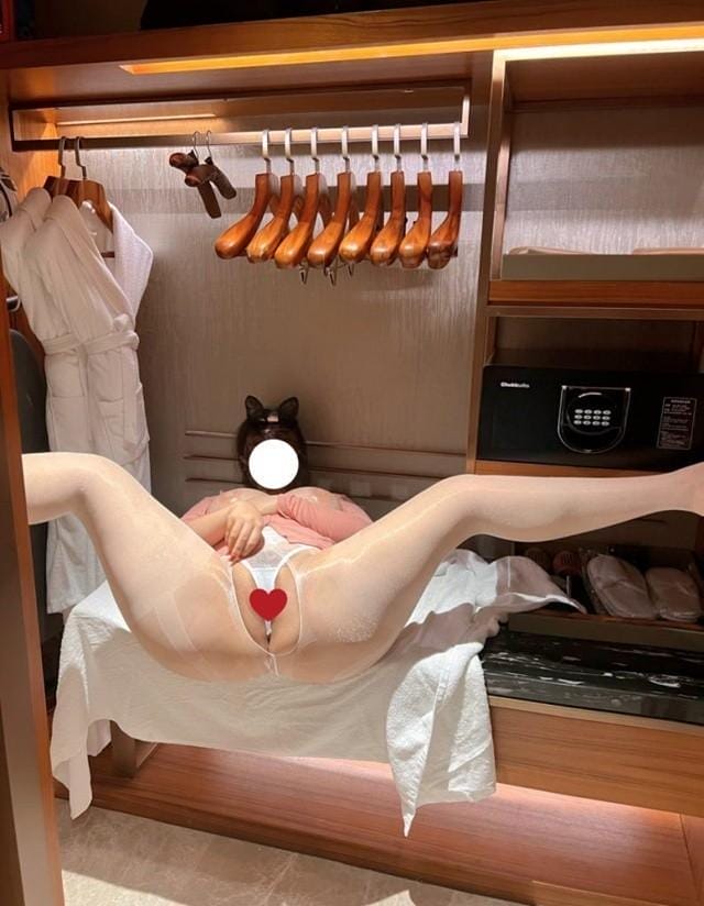 [微密圈]迷人的五姨太 – 0915[33P1V-197MB]