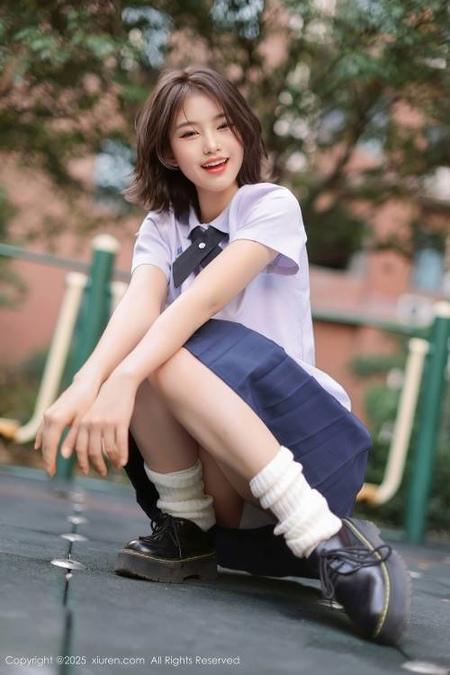 [Xiuren秀人网] 2025.03.07 NO.9985 小橘子orange [76P 759.06 MB]