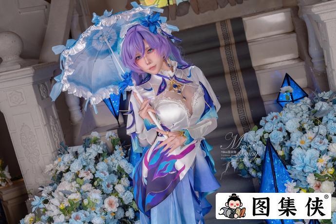 咬一口兔娘ovo鸣潮坎特蕾拉 仿佛游戏里走出来的妹子 咬一口兔娘ovo鸣潮坎特蕾拉 仿佛游戏里走出来的妹子