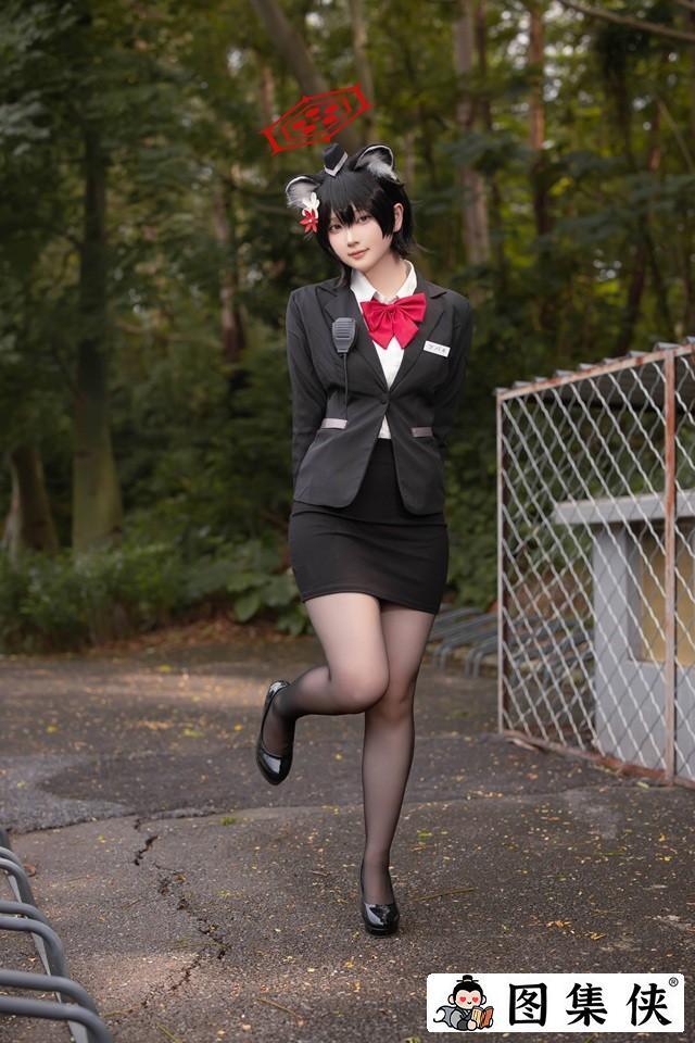 屿鱼 – NO.010 椿 [13P-23MB]