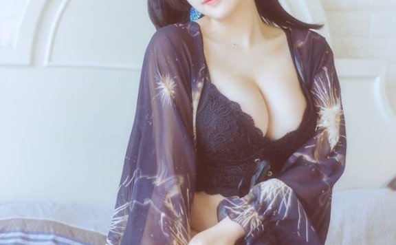 阿半今天很开心 – NO.016 黑色吊带[23P-220MB]