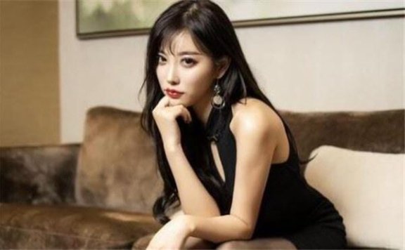 杨晨晨、顾欣欣、小甜心CC其实都是同一人,你知道吗