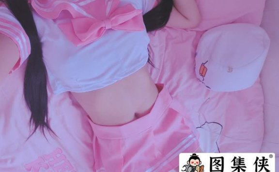 萌白酱甜味弥漫的旗袍半开襟究竟有怎样的魔力?