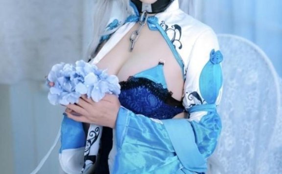 樱岛嗷 – NO.12 贝法尔斯特旗袍 [15P-144MB]