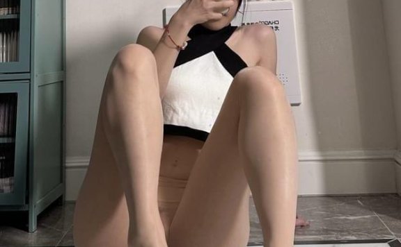 [微密圈]陈妮妮 –美足艺术 [51P-143M]