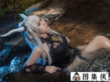 麻花麻花酱w丰润系女神，穿越次元的甜糯美梦